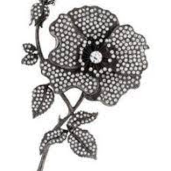 Designer  CZ silver brooch Angelique de Paris - Picture 1 of 4